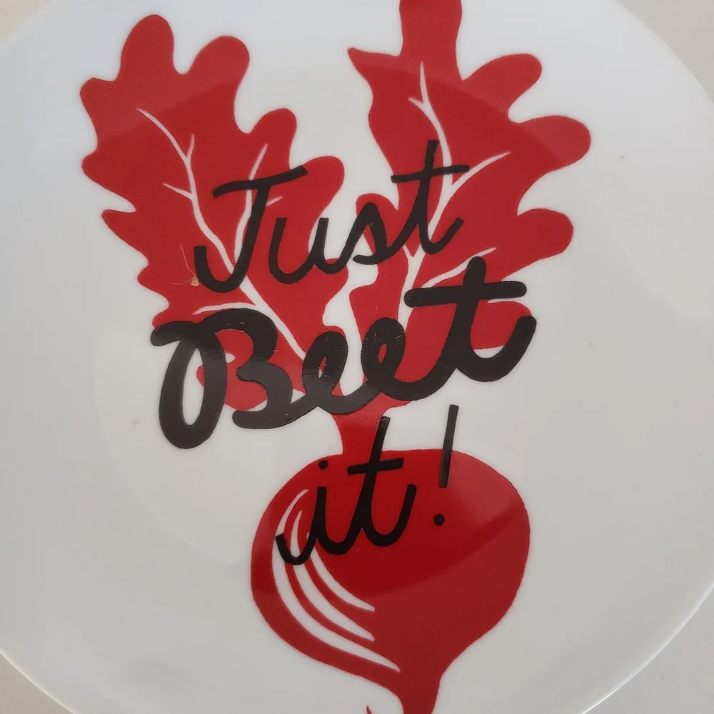 Like New Crate & Barrel Just Beet It Plate